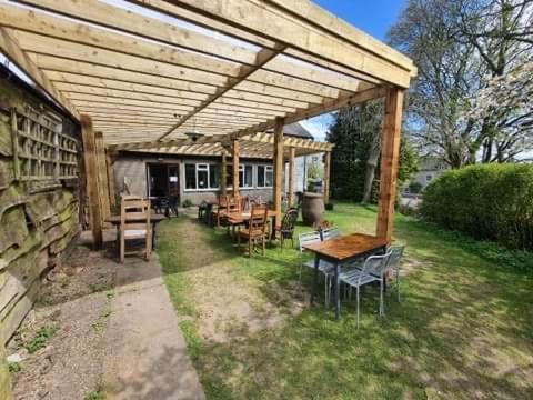 The Royal Oak Inn, Wetton Exterior photo