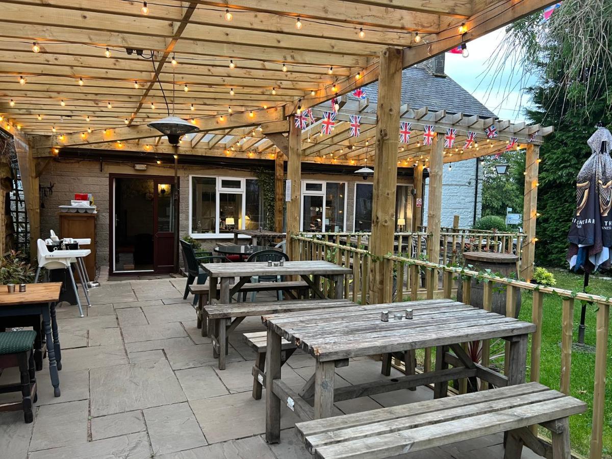 The Royal Oak Inn, Wetton Exterior photo